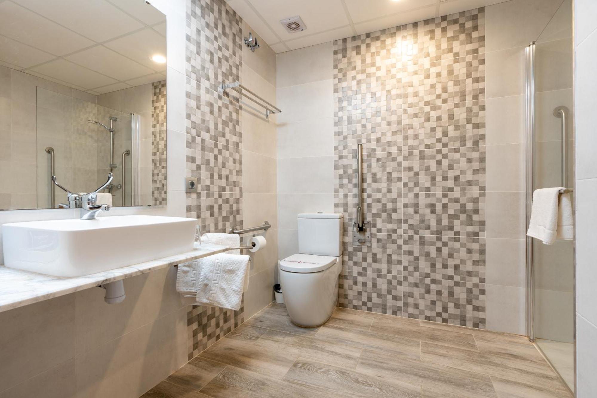 Hotel Ecoavenida Benicàssim Dış mekan fotoğraf